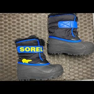 Little boys Sorel winter boots Very gently used!